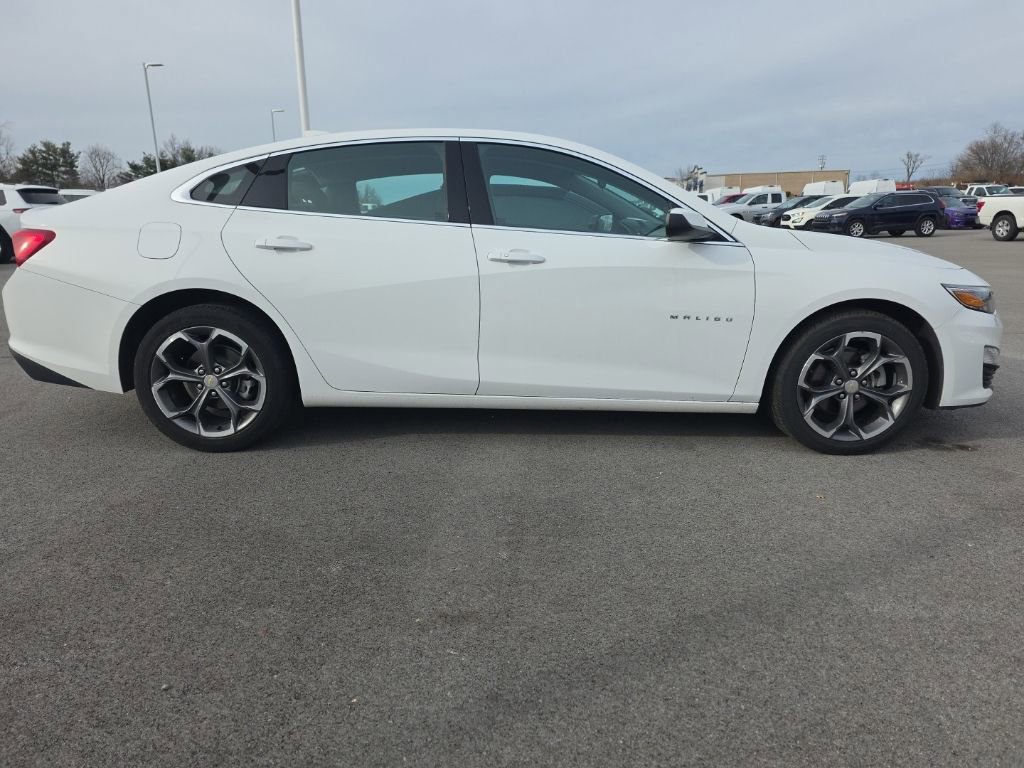 Used 2021 Chevrolet Malibu RS image 4