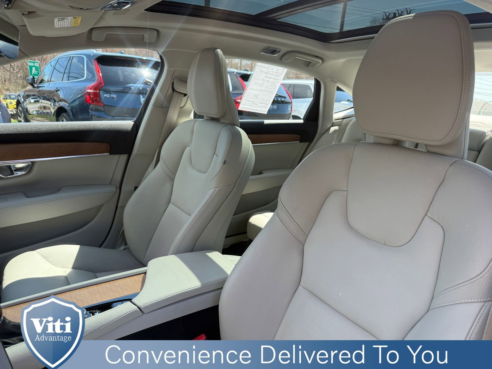 Used 2021 Volvo S90 T6 Momentum image 18