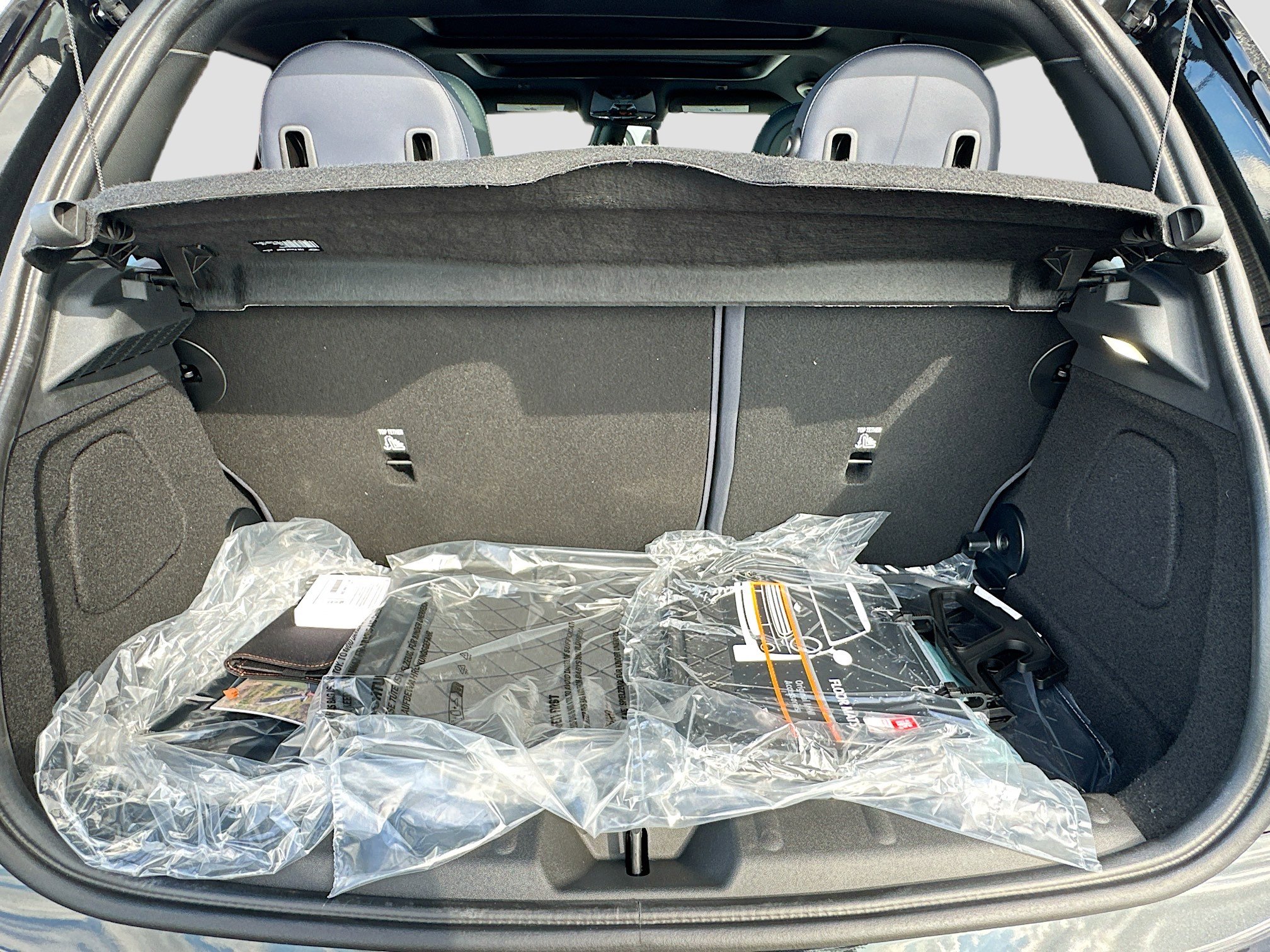 New 2026 MINI Cooper 2-Door Hardtop FWD image 20