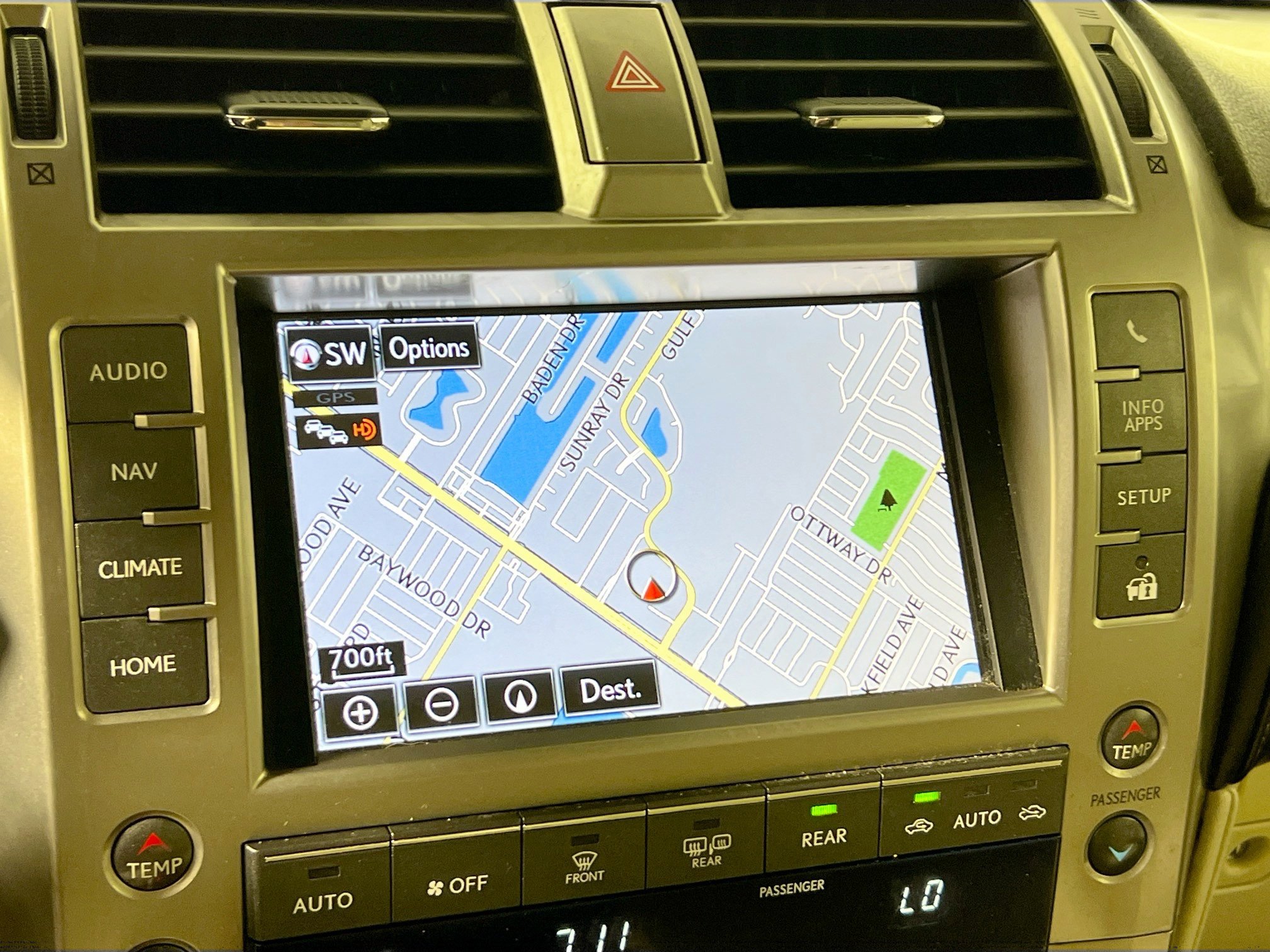 Used 2020 Lexus GX 460 Premium image 28