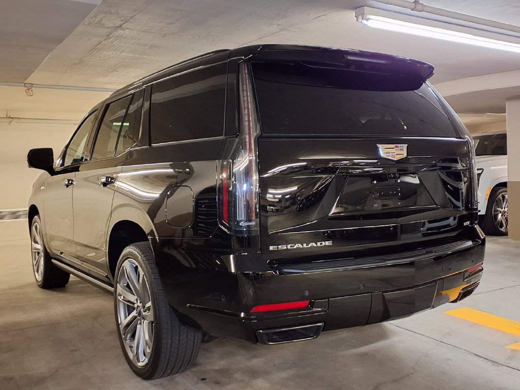 New 2026 Cadillac Escalade Sport w/ Touring Package AWD/4WD image 10