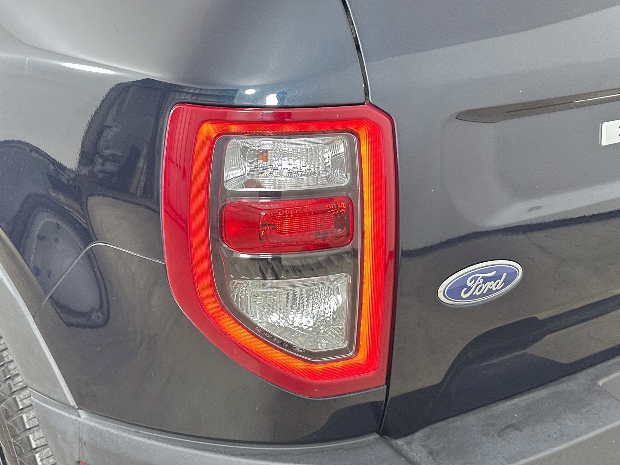Used 2022 Ford Bronco Sport Outer Banks w/ Tech Package AWD/4WD image 39