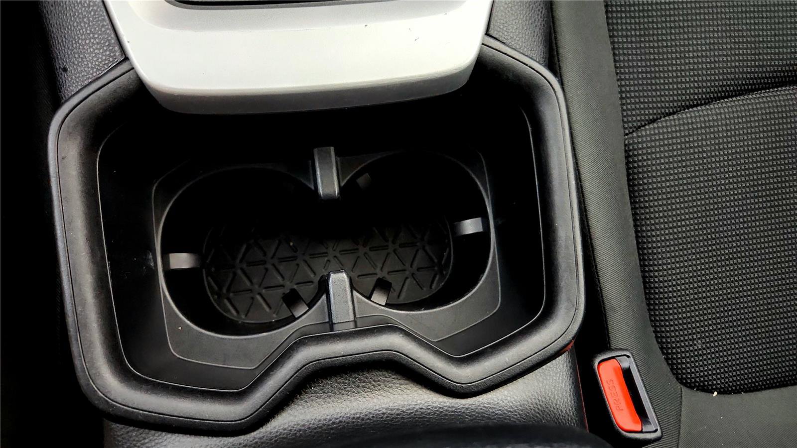 Used 2023 Toyota RAV4 LE image 34