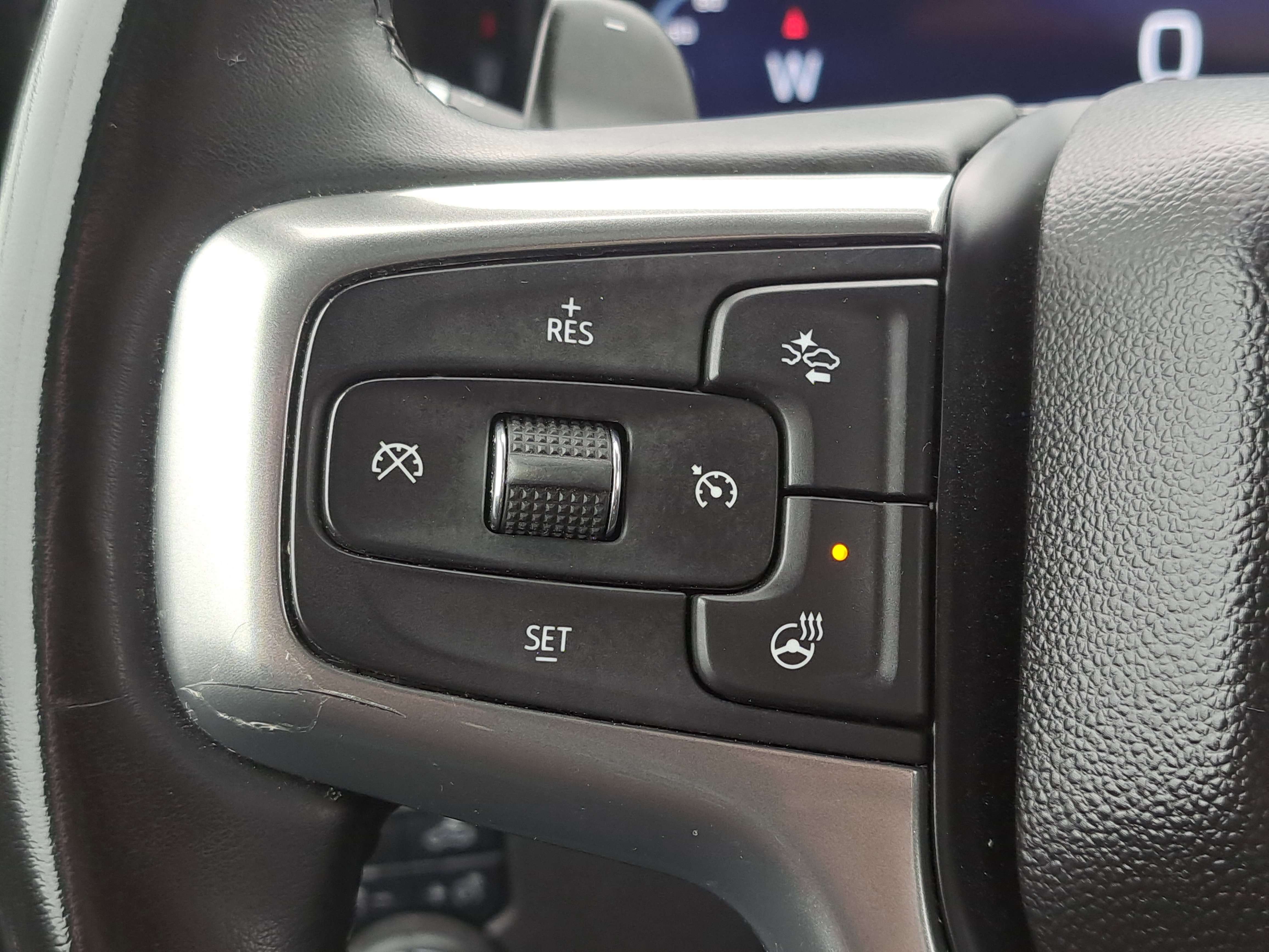 Certified 2025 Chevrolet Silverado 1500 LTZ w/ Technology Package image 18