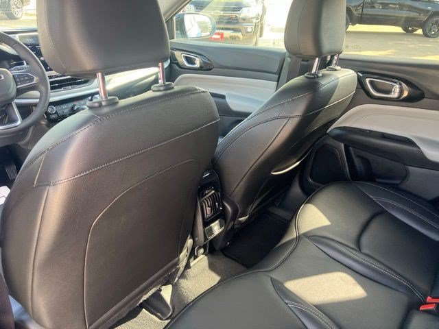Certified 2025 Jeep Compass Limited AWD/4WD image 22