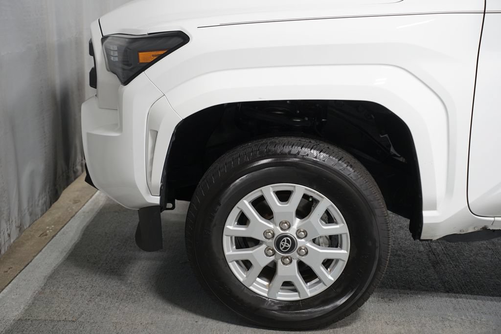 Certified 2025 Toyota Tacoma SR5 RWD image 5