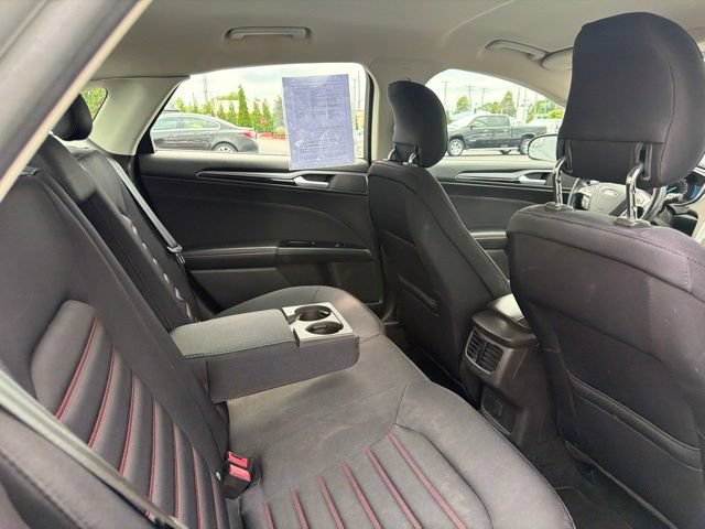 Used 2014 Ford Fusion SE FWD image 30