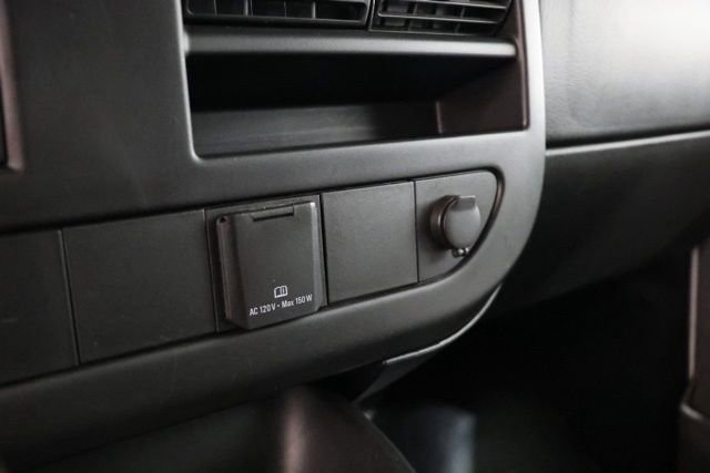 Used 2015 GMC Savana 2500 RWD image 24