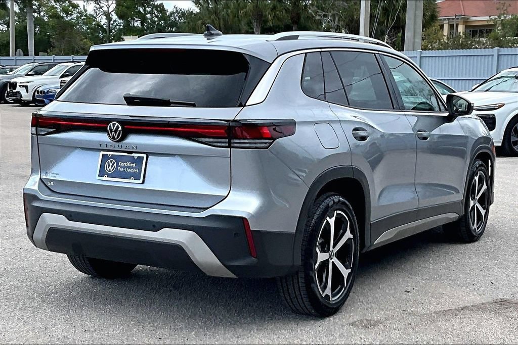 Certified 2026 Volkswagen Tiguan SE w/ Panoramic Sunroof Package FWD image 5