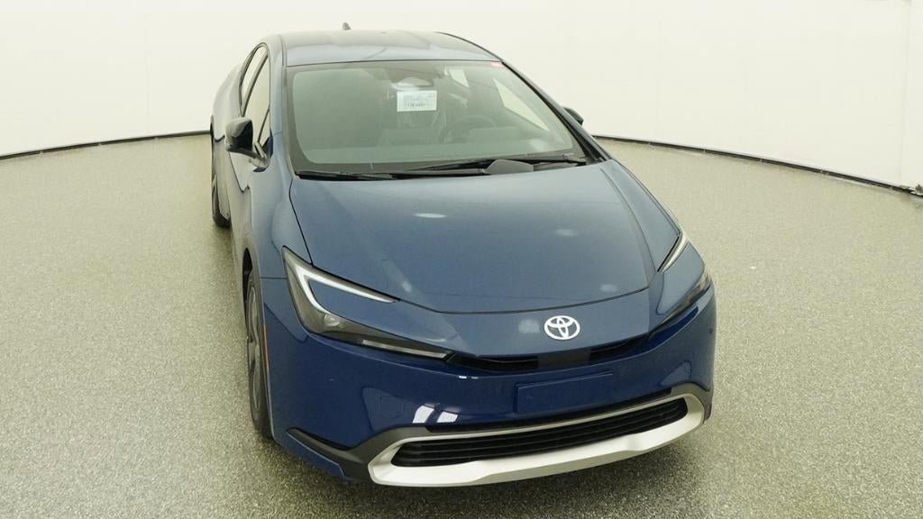 New 2026 Toyota Prius Plug-In Hybrid FWD image 14