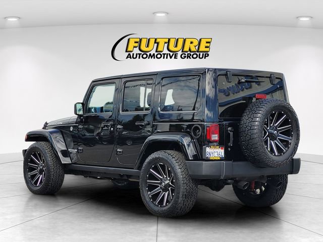 Used 2017 Jeep Wrangler Unlimited Rubicon w/ Connectivity Group AWD/4WD image 7
