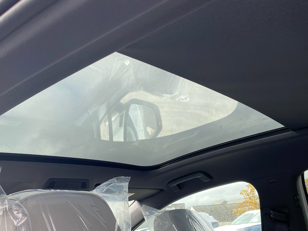 New 2025 Volkswagen ID.4 Pro S Plus image 12