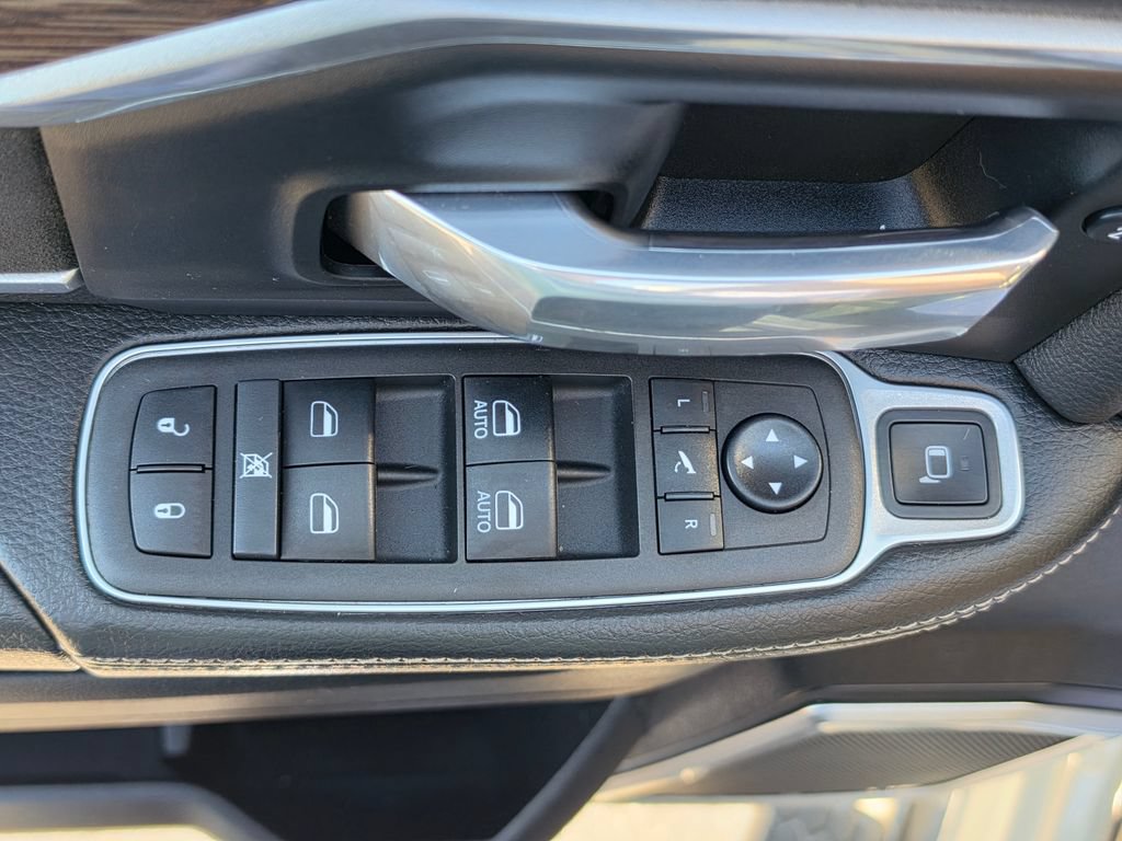 Used 2021 RAM 3500 Laramie AWD/4WD image 15