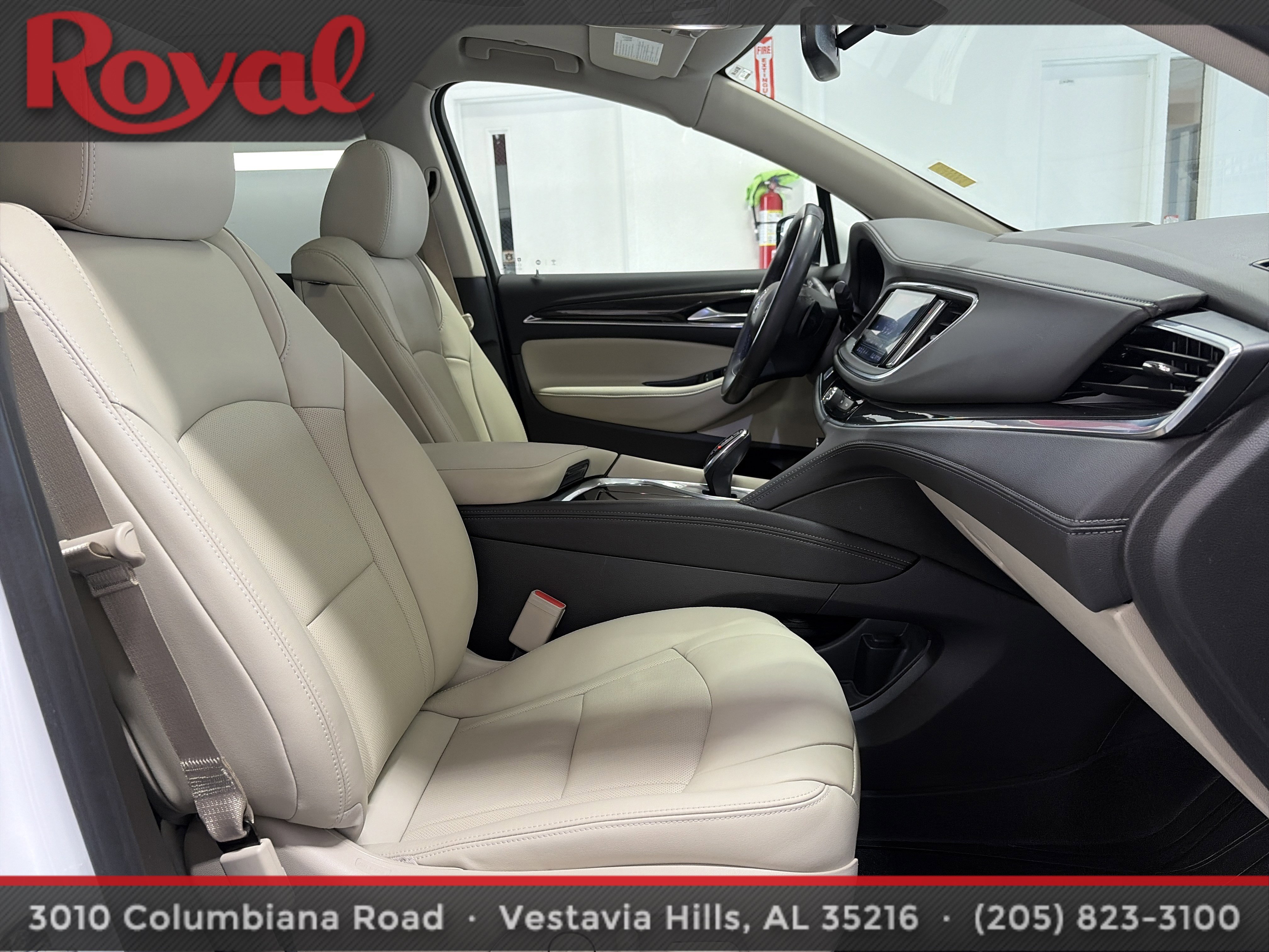Used 2021 Buick Enclave Essence w/ Sound and Sites Package FWD image 11
