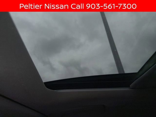 Certified 2022 Nissan Rogue SV w/ SV Premium Package image 14