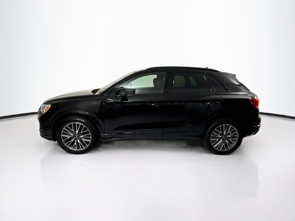 Certified 2023 Audi Q3 2.0T Premium w/ Convenience Package AWD/4WD image 8