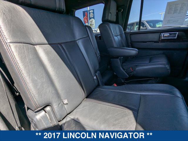 Used 2017 Lincoln Navigator Reserve RWD image 22