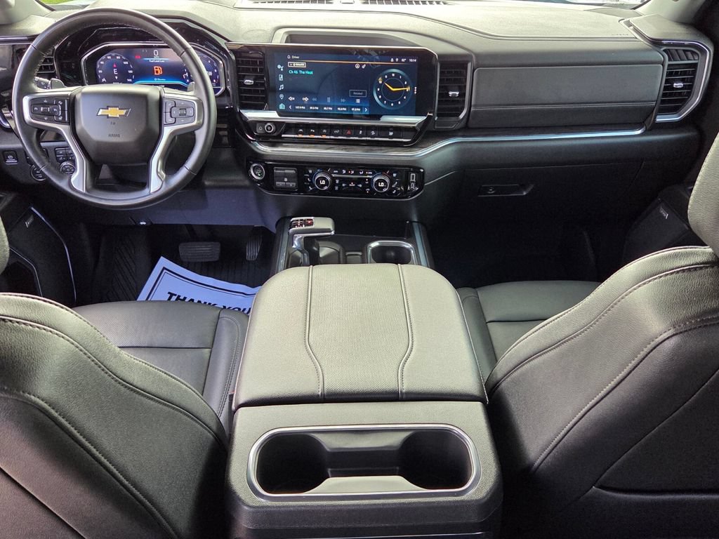 Used 2024 Chevrolet Silverado 1500 LTZ AWD/4WD image 6