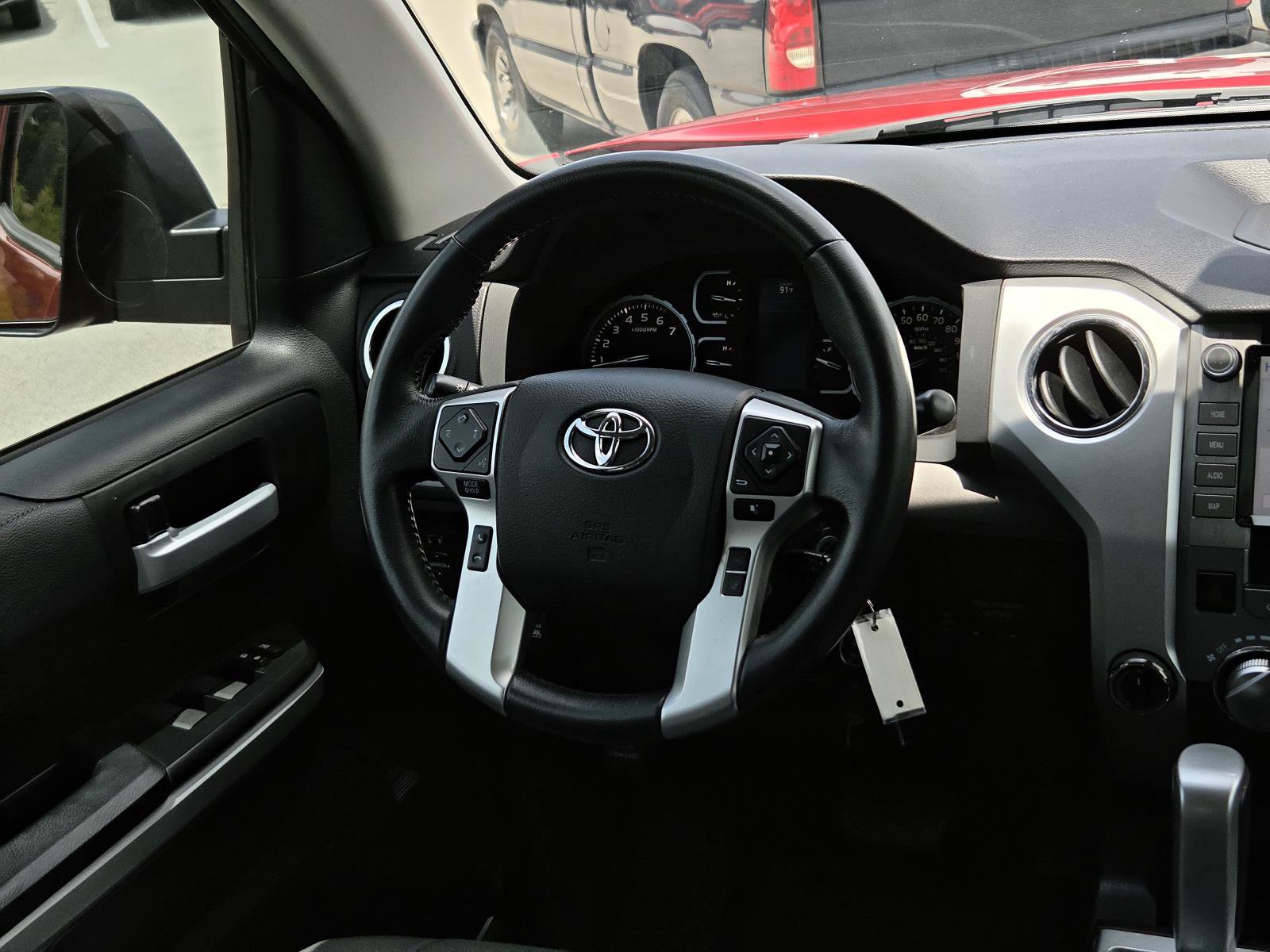 Used 2021 Toyota Tundra SR5 w/ SR5 Leather Package AWD/4WD image 15