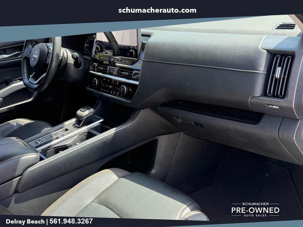 Used 2022 Nissan Pathfinder SL FWD image 15