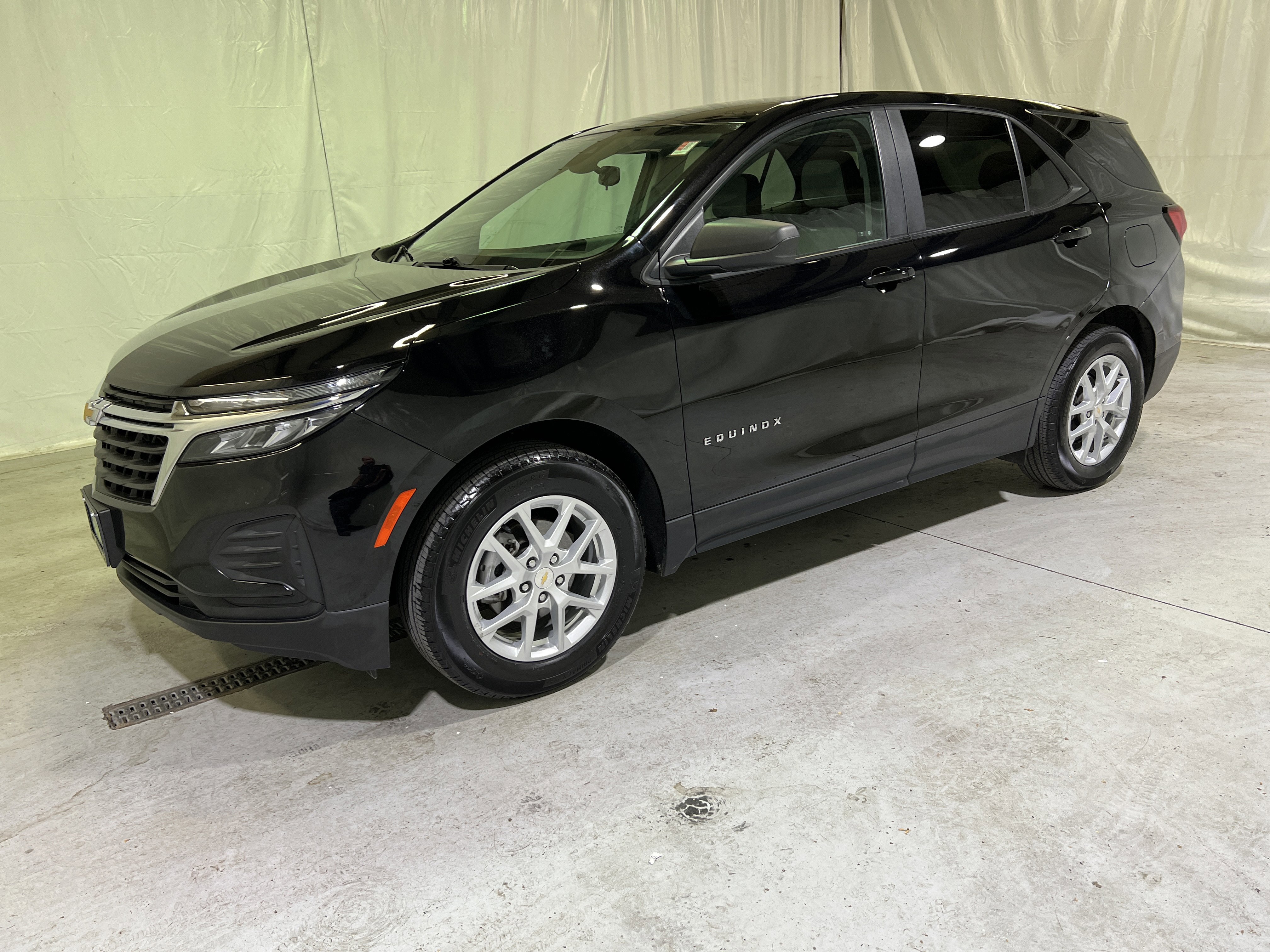 Certified 2023 Chevrolet Equinox LS w/ LS Convenience Package image 6