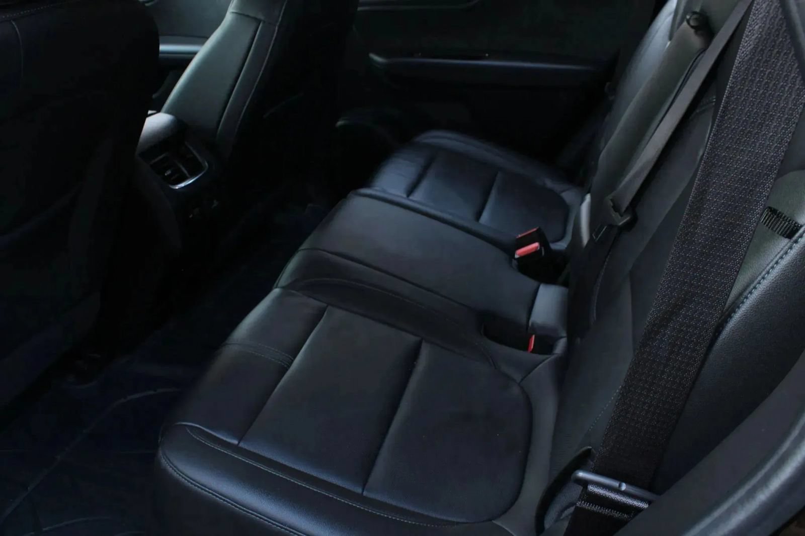 Used 2019 Chevrolet Blazer LT w/ Sound & Technology Package FWD image 20