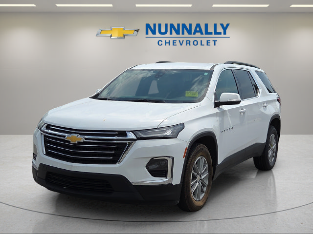 Used 2023 Chevrolet Traverse LT