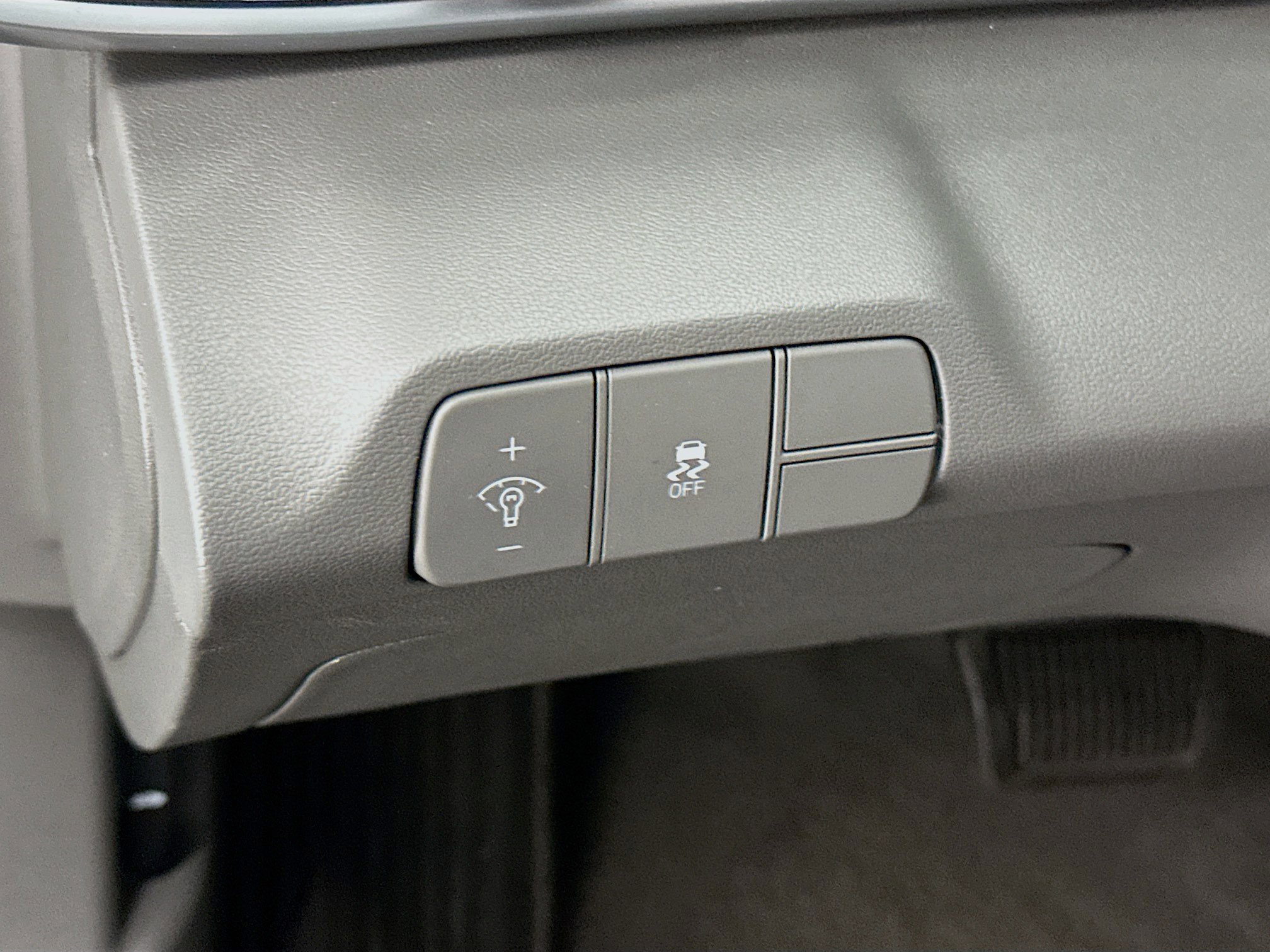 Used 2025 Hyundai Elantra SEL image 17