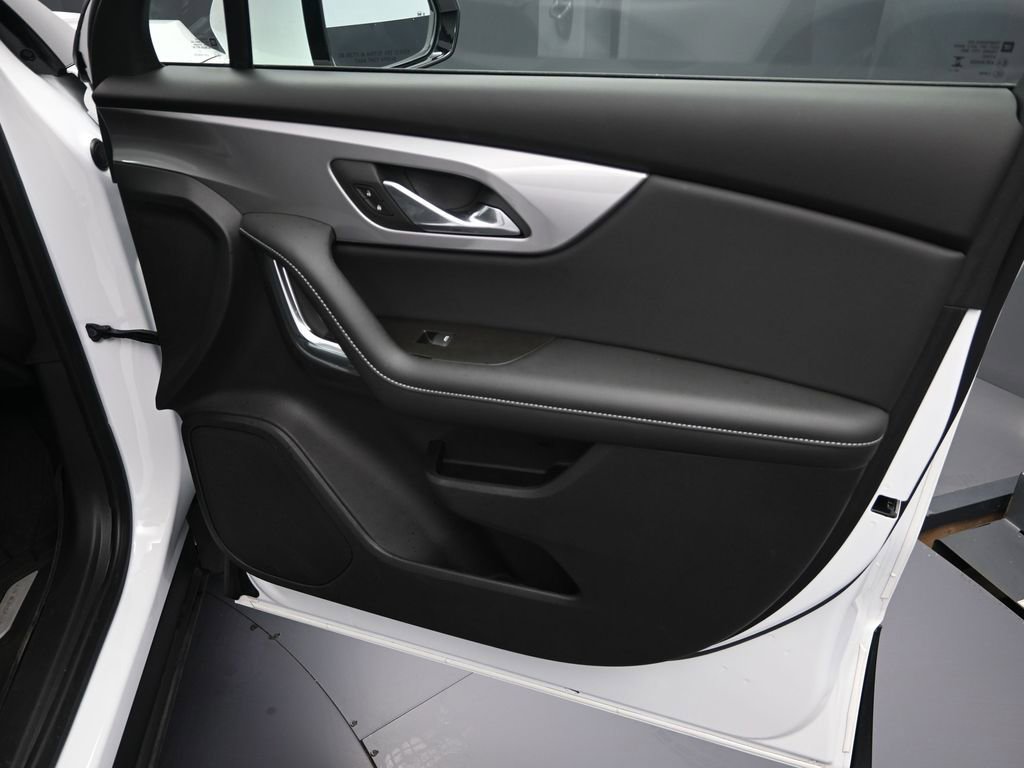 Used 2024 Chevrolet Blazer LT w/ LPO, Floor Liner Package FWD image 36