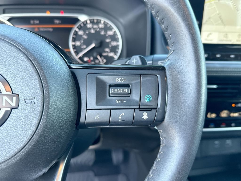 Used 2023 Nissan Rogue SL w/ SL Premium Package image 9