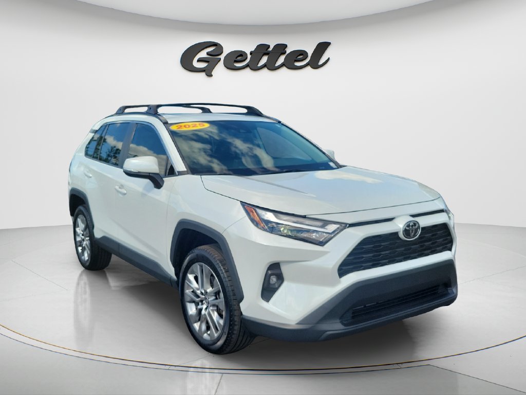 Used 2025 Toyota RAV4 XLE Premium w/ Weather Package FWD image 3