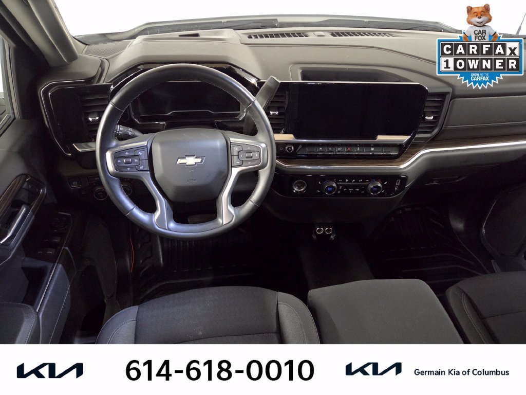 Used 2023 Chevrolet Silverado 1500 LT AWD/4WD image 16