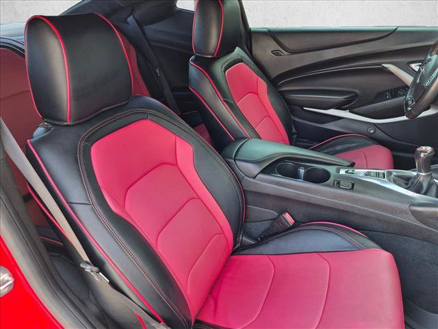 Used 2018 Chevrolet Camaro SS RWD image 19