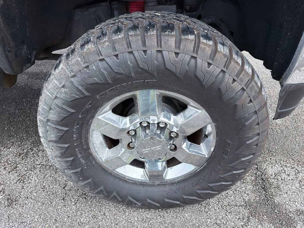 Used 2016 GMC Sierra 2500 SLT w/ Suspension Package, Off-Road AWD/4WD image 18