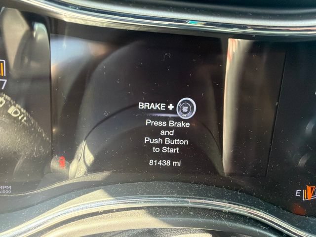 Used 2018 Jeep Grand Cherokee Trailhawk AWD/4WD image 11
