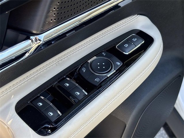 New 2026 Lincoln Corsair Reserve w/ Jet Appearance Package image 21