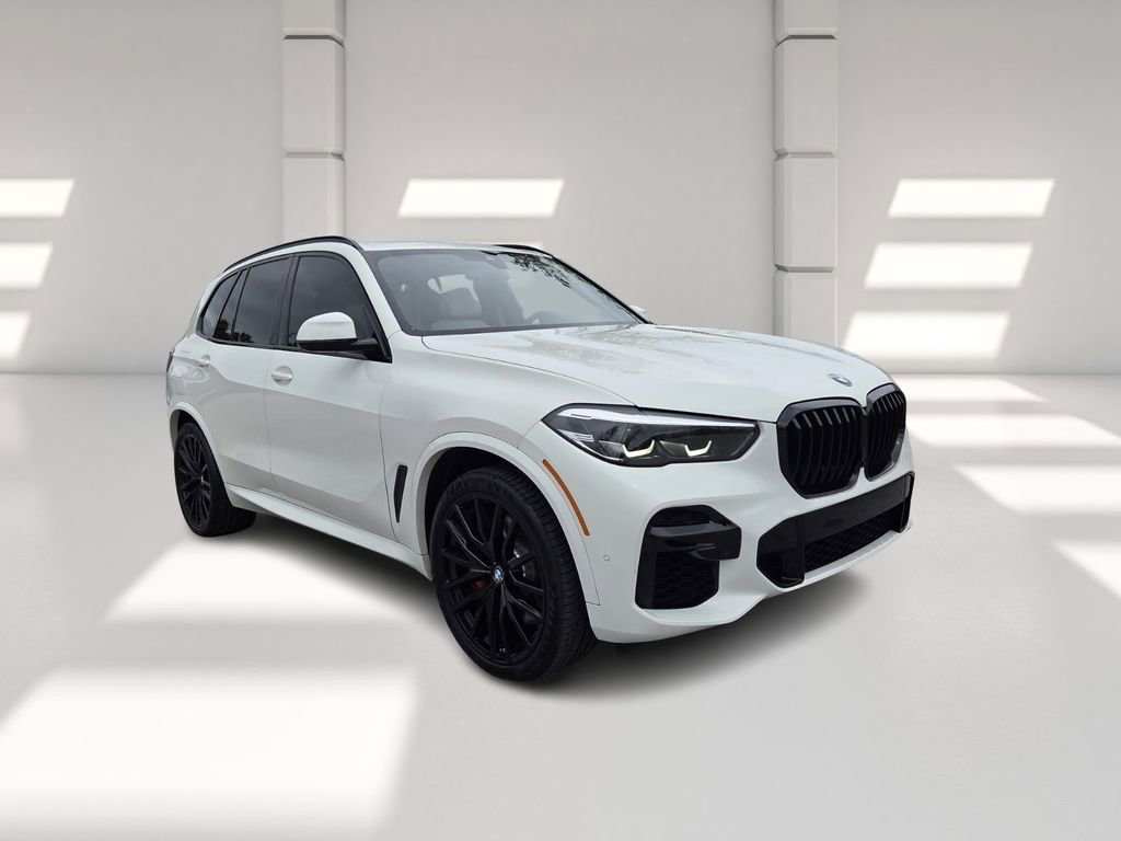 Used 2023 BMW X5 M50i w/ Dynamic Handling Package image 2