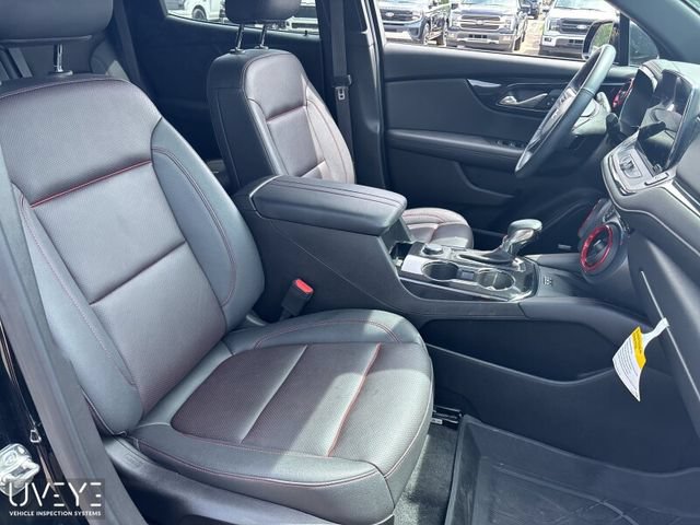 Used 2024 Chevrolet Blazer RS w/ Enhanced Convenience Package FWD image 9