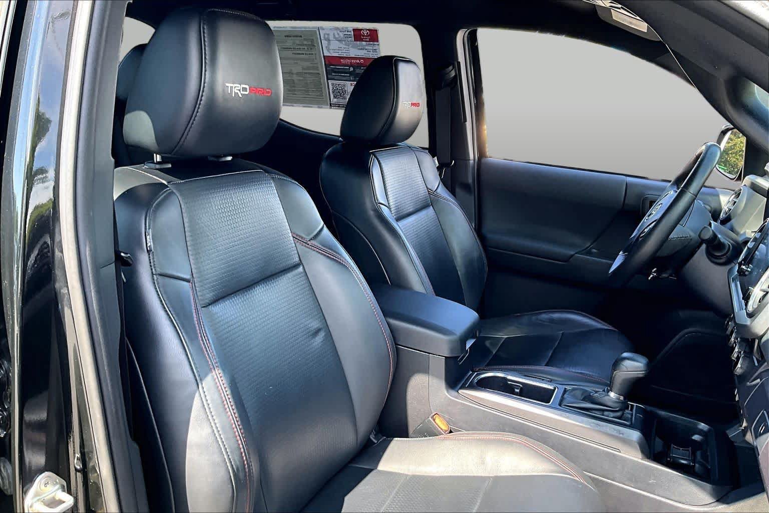 Used 2018 Toyota Tacoma TRD Pro AWD/4WD image 9