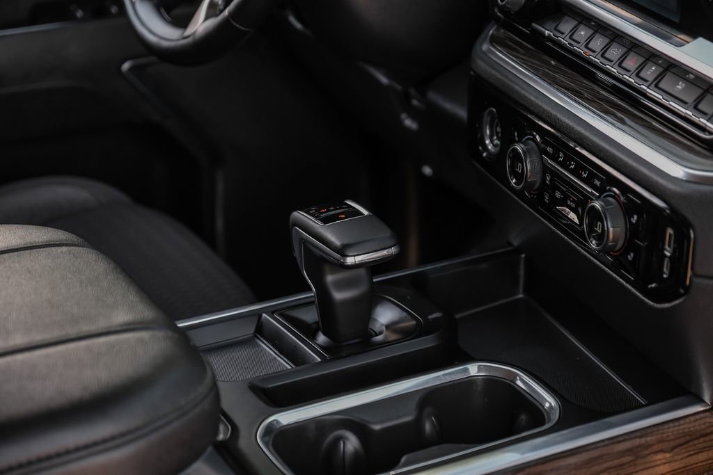 Used 2024 Chevrolet Silverado 1500 RST image 22