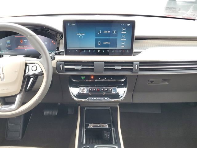 Certified 2023 Lincoln Corsair AWD w/ Equipment Group 101A image 26
