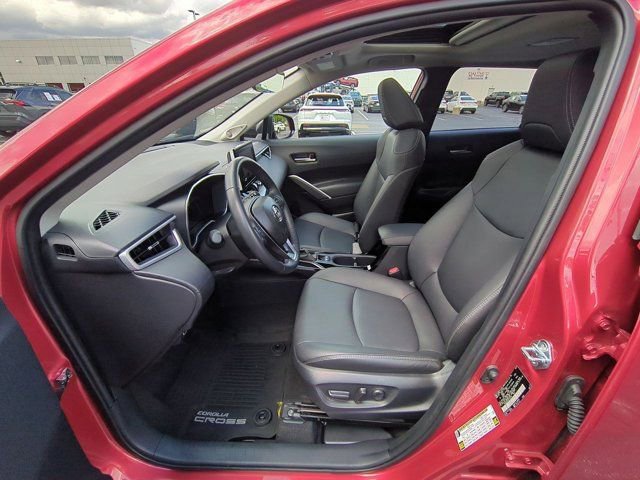 Certified 2025 Toyota Corolla Cross XLE w/ Convenience Package AWD/4WD image 8