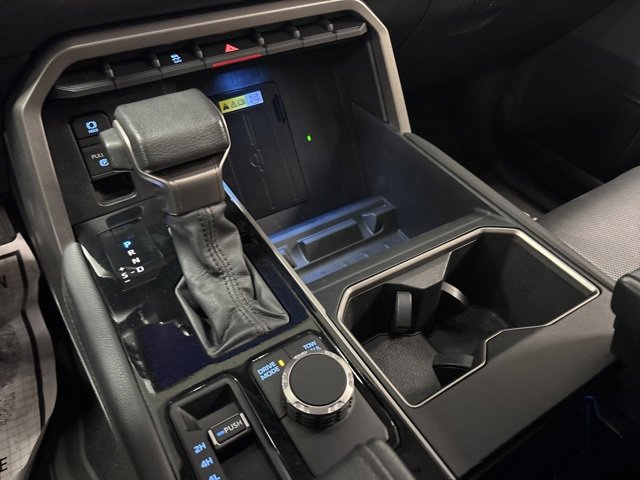 Used 2022 Toyota Tundra Limited image 21