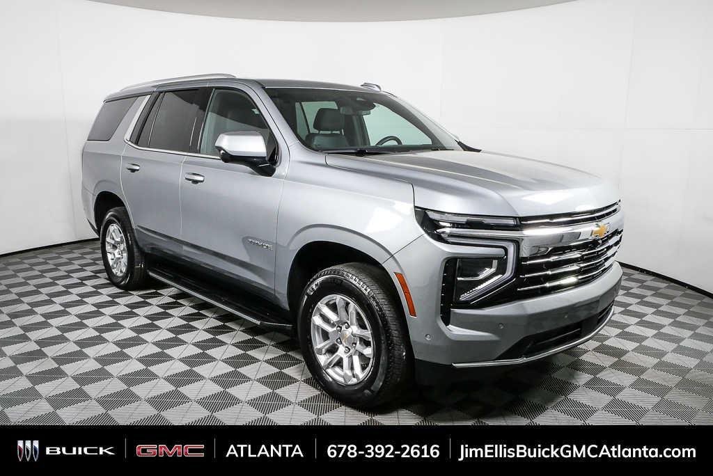 Used 2025 Chevrolet Tahoe LT AWD/4WD image 1