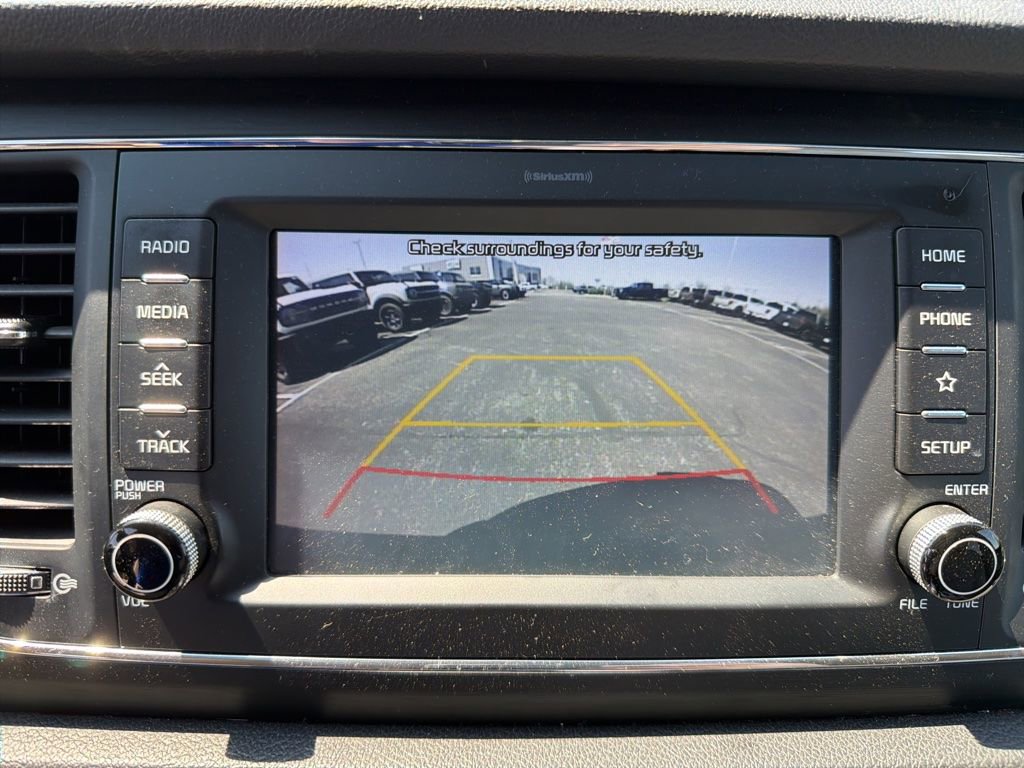 Used 2020 Kia Sedona EX image 11