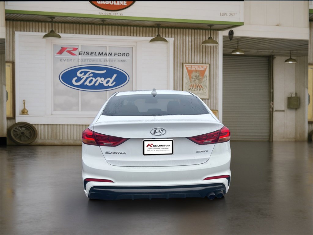 Used 2018 Hyundai Elantra Sport image 5