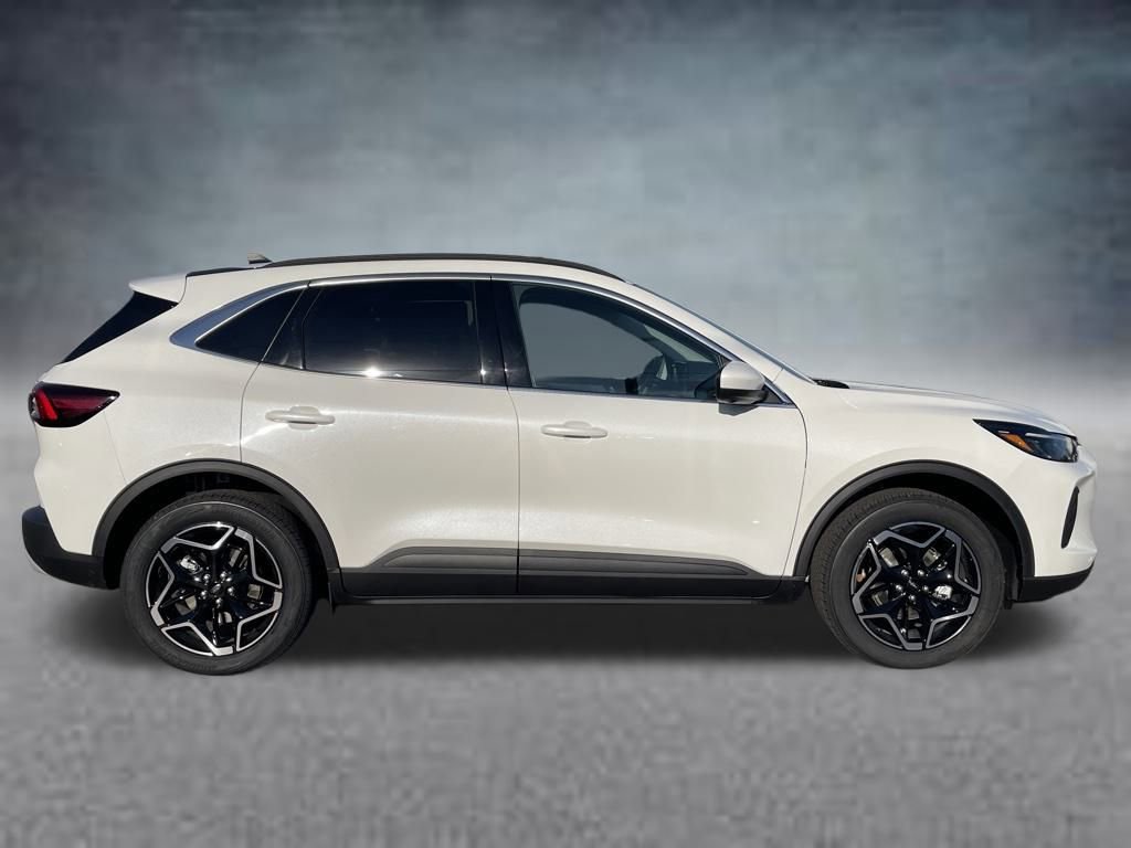 New 2026 Ford Escape Platinum w/ Premium Technology Package image 4