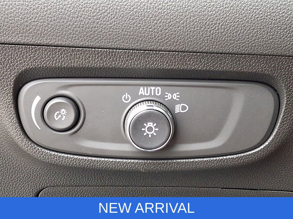 Used 2024 Buick Encore GX Sport Touring image 25