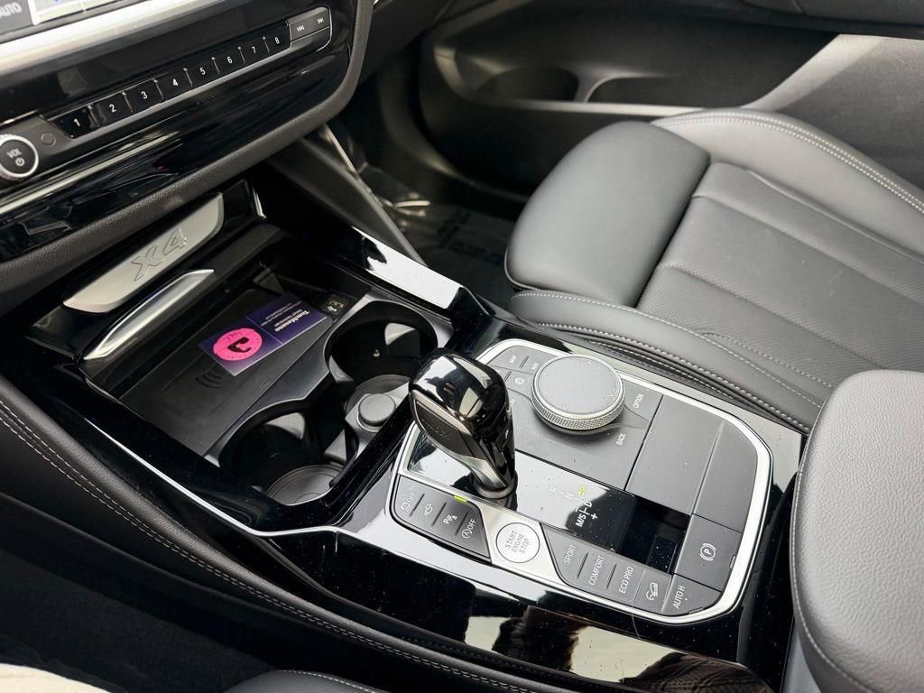 Used 2023 BMW X4 xDrive30i w/ Premium Package image 22