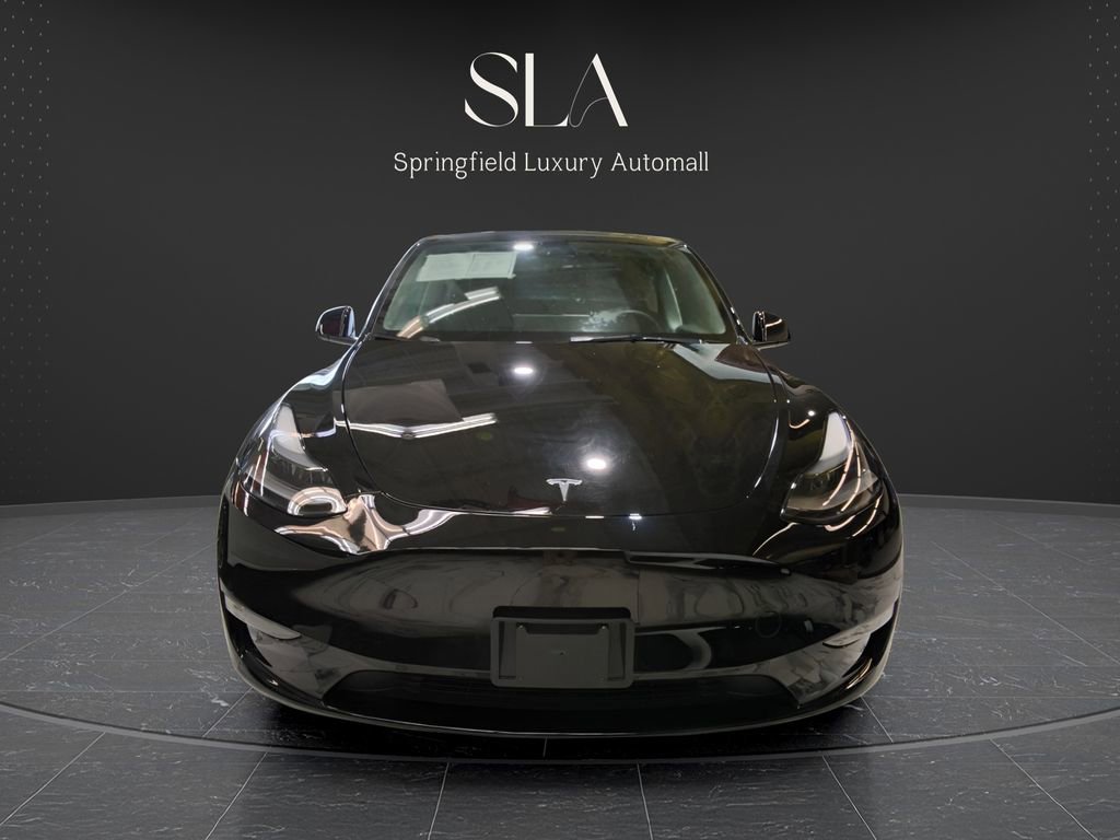 Used 2023 Tesla Model Y Long Range image 2
